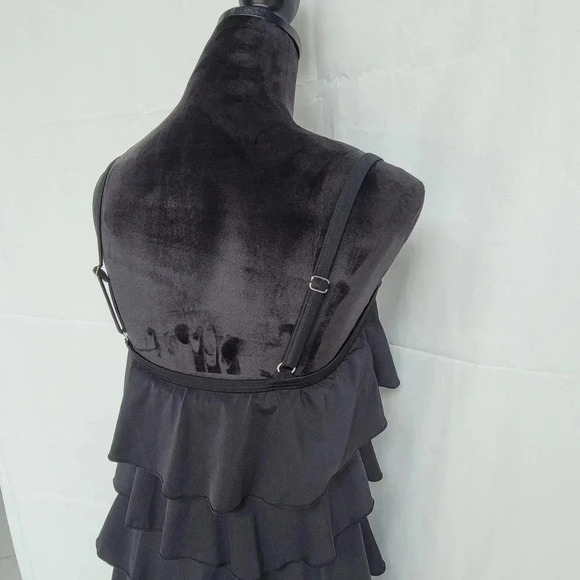 Fit 4 Ur Hips One piece Flattering ruffle Tiered swim Shorts Romper Black sz 10 - Picture 8 of 10